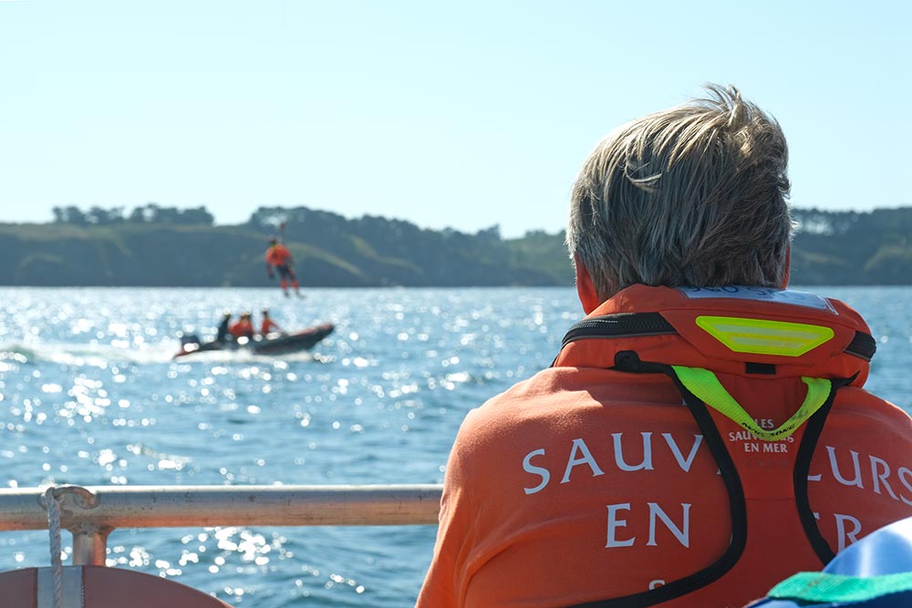 Pendant l'exercice d'hélitreuillage