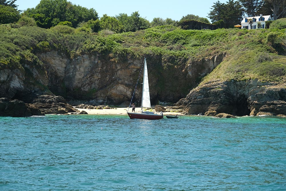 Le voilier échoué à Castoul