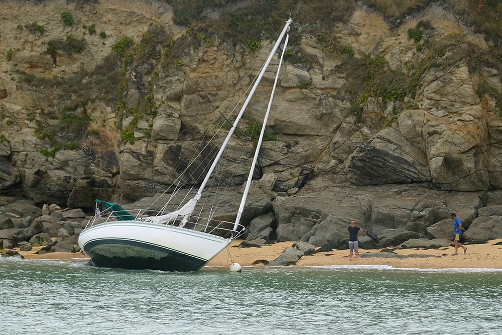 Le voilier échoué